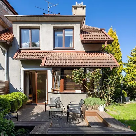 Σπίτι διακοπών Family With A Beautiful Garden In Great Location By Renters Σόποτ